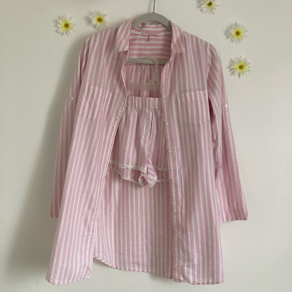 Victoria’s Secret pajama set pink & white